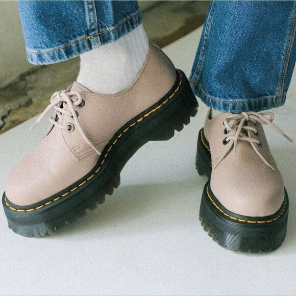 BRAND NEW DR.MARTENS 1461 QUAD II VINTAGE TAUPE  (VINTAGE-TAUPE) - Picture 1 of 16